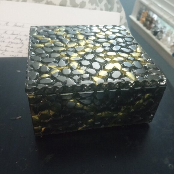 Handmade Black and Gold Cobblestone Jewelry Trinket Candy Storage Box - Picture 1 of 10